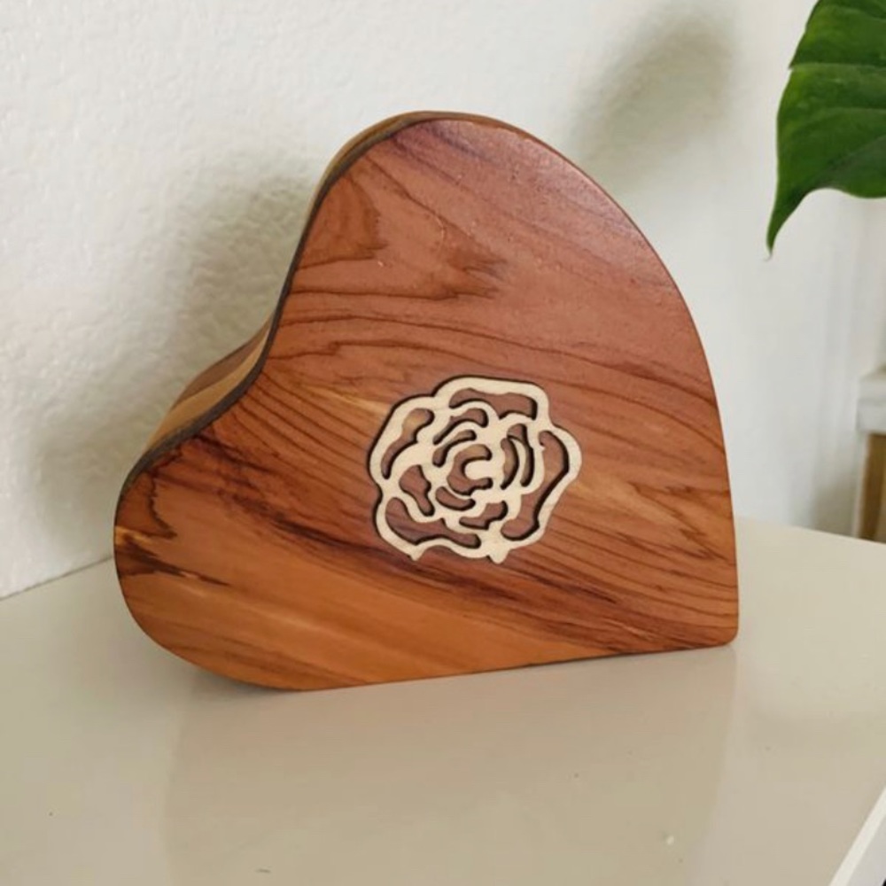 beautiful heart wood box